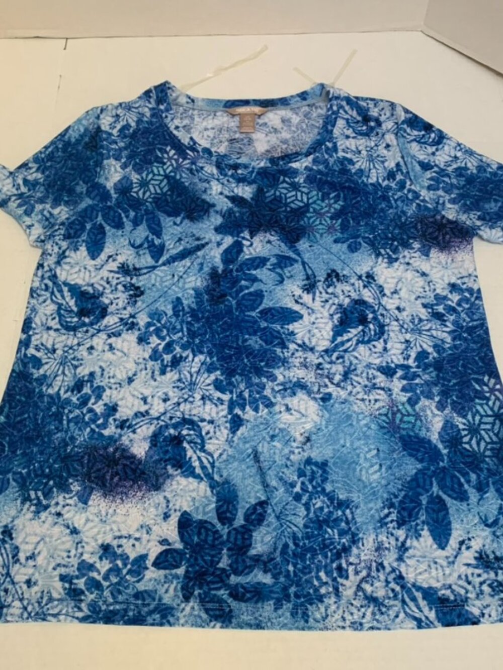 NWOT White Stag Womens Size Large Blue Floral Pullover Shirt Blouse Top